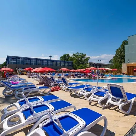 Hotel Aurora-3