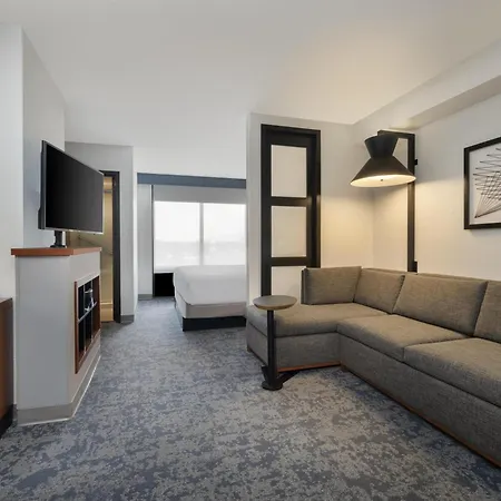 Hyatt Place Lakeland Center-2