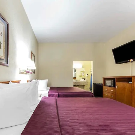 Quality Inn Maysville-3