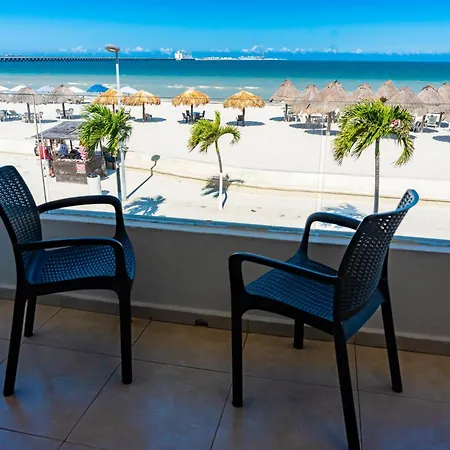 Hotel & Suites Domani-3