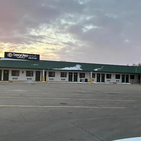 Boarders Inn & Suites By Cobblestone Hotels - Broken Bow-3