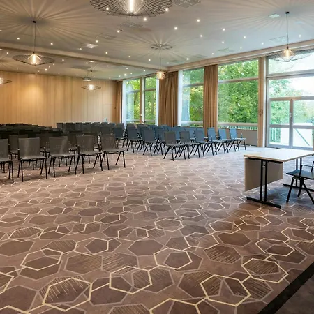 Leonardo Royal Hotel Koeln - Am Stadtwald-3