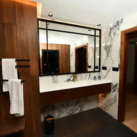 Hotel Salobrena Suites-2