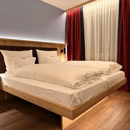 Hotel Antares Muenchen-3