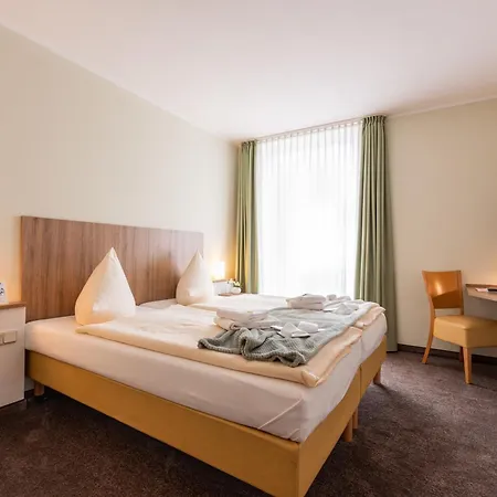 Hotel Nibelungen Hof-2
