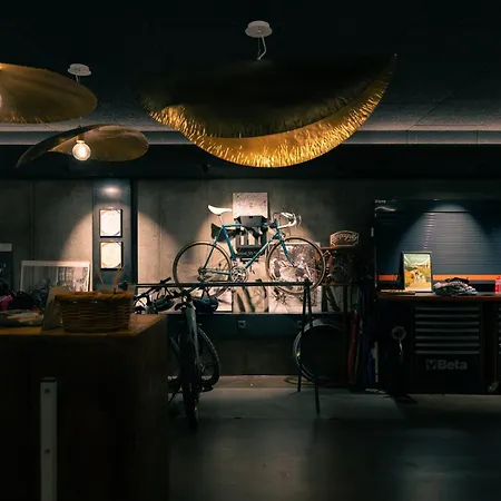 Adler Suite & Stube-2