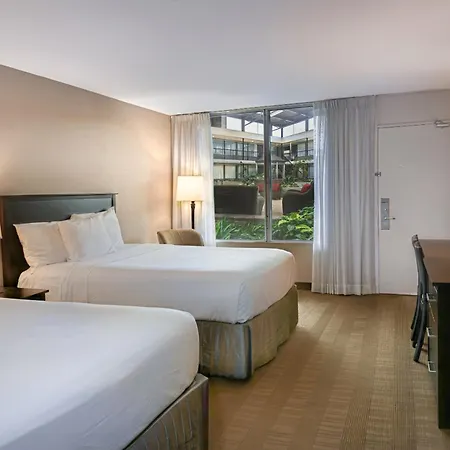 Skyline Hotel & Waterpark-3