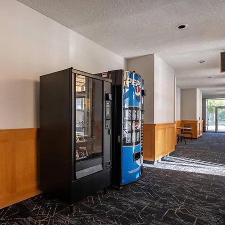 Quality Inn & Suites Canon City-3