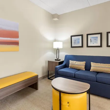 Comfort Suites Near Universal Orlando Resort-2