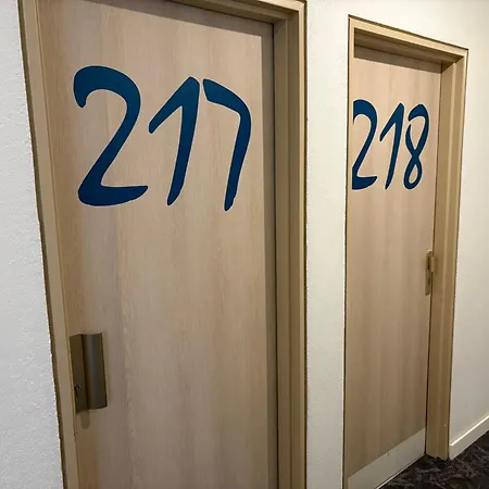Contact Hotel Des Etats-Unis-3