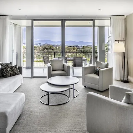 Hilton Lake Taupo-3