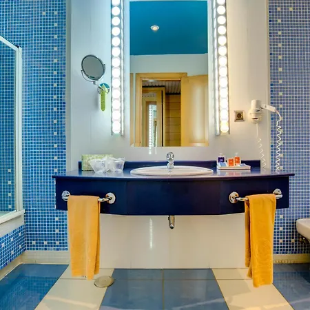 Sbh Crystal Beach Hotel & Suites - Adults Only-2
