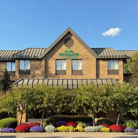 Wingate By Wyndham Utica-3