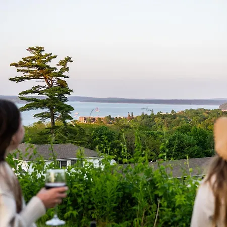 Wonder View Inn - Bar Harbor Collection-2