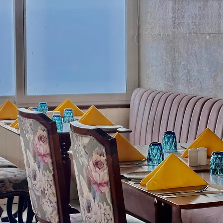 Cochrane Place By Teesta Hotels-2