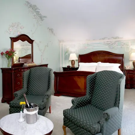 Queen Anne Inn-3
