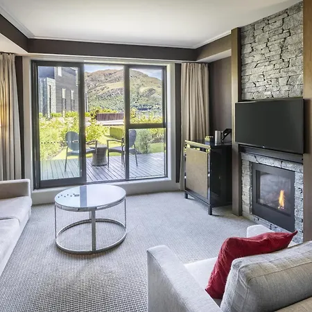 Hilton Queenstown Resort & Spa-2