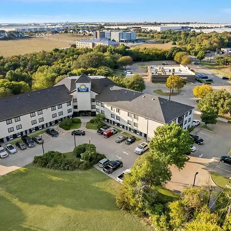 Days Inn & Suites By Wyndham Desoto-3