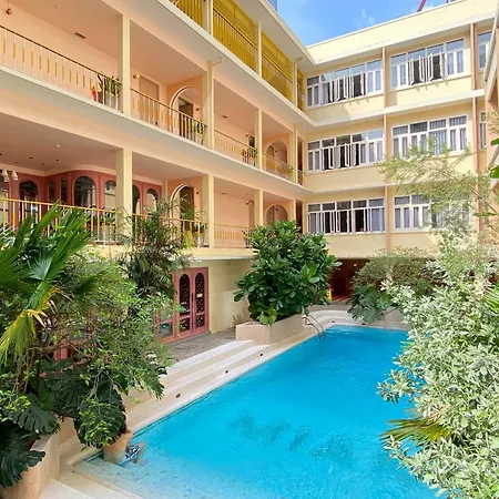โรงแรมไมอามี่ กรุงเทพฯ-3
