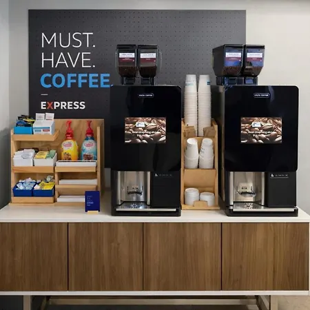 Holiday Inn Express-International Drive By Ihg-2