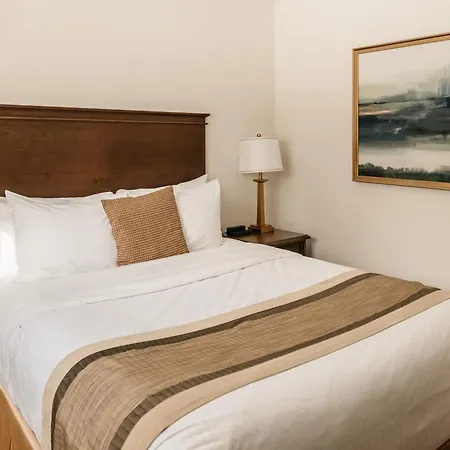 Aurora Inn-3