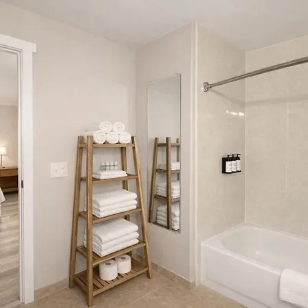 Friday Harbor Suites-2