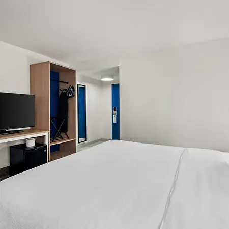 Spark By Hilton Chattanooga Downtown-2
