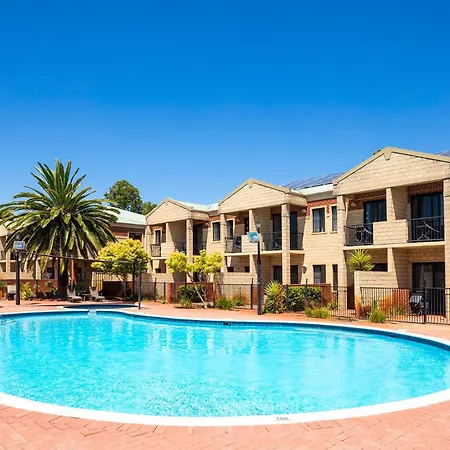 Country Comfort Perth-3