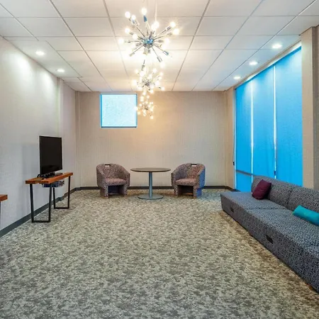 Home2Suites By Hilton Florence-2