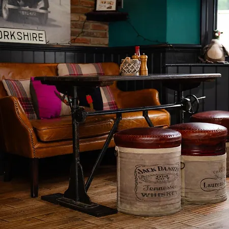 Grantham Arms-3