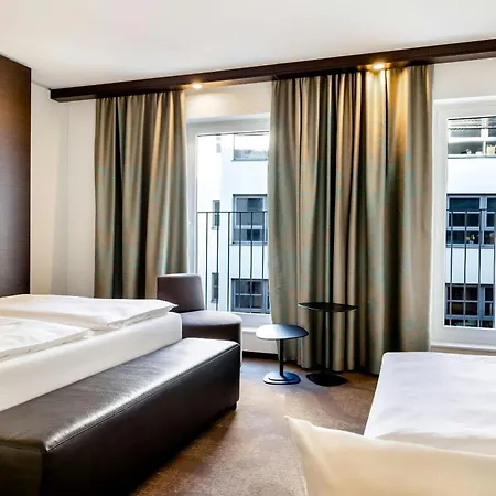 Motel One Leipzig-Augustusplatz-2