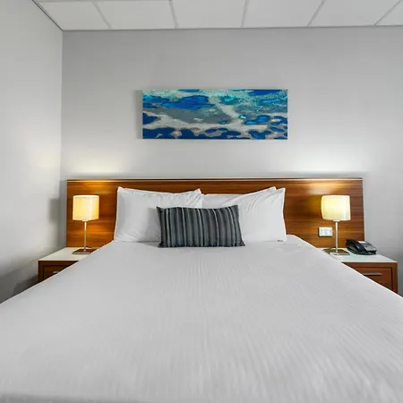 Ocean Centre Hotel-2