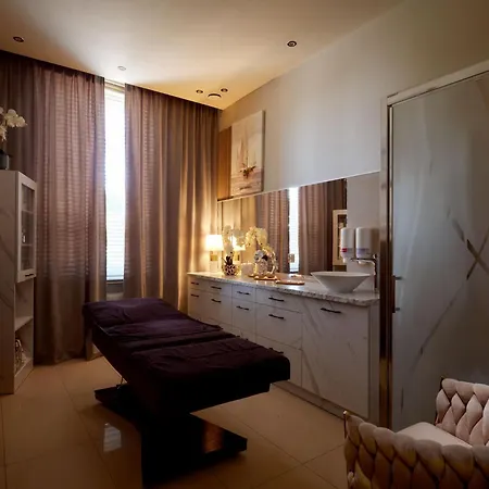 Imperiall Resort & Medispa-3