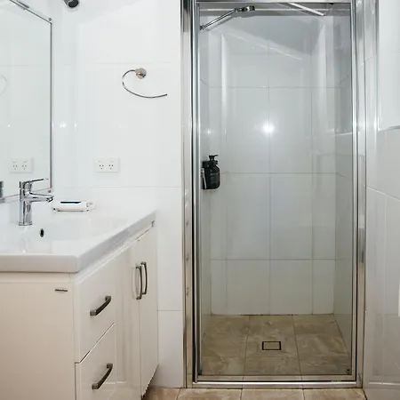 All Travellers Motor Inn-2