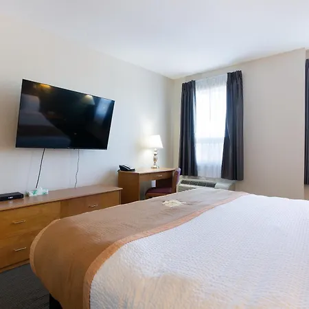 Lakeview Inns & Suites - Okotoks-2