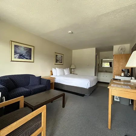 Chalet Inn-3