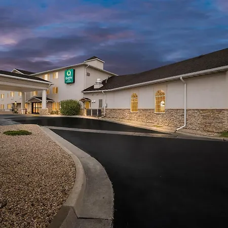 Quality Inn Near Monument Health Rapid City Hospital-2
