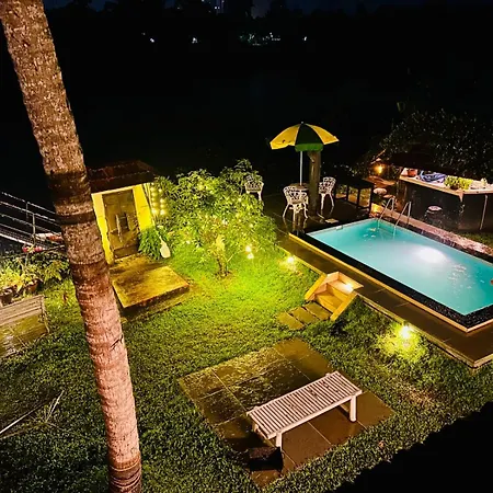 Wintergreen Water Front Resort- 5 Bedroom Villa-3