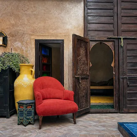 Riad Lapis-lazuli-3