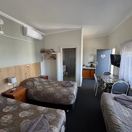 Blue Lake Motel-2