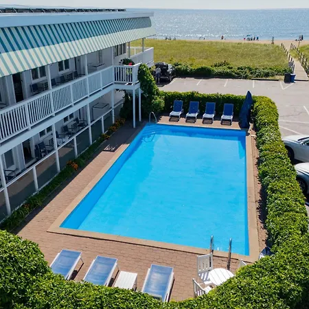 The Edgewater-3