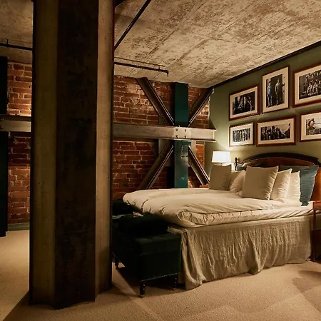 Steam Hotel-2