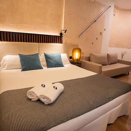 Isa Sevilla Suites-2
