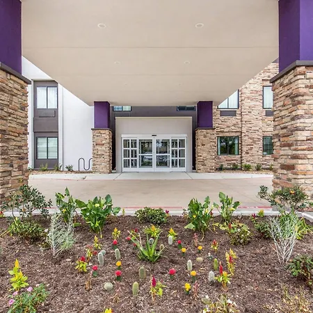 Sleep Inn Dallas Love Field-Medical District-3