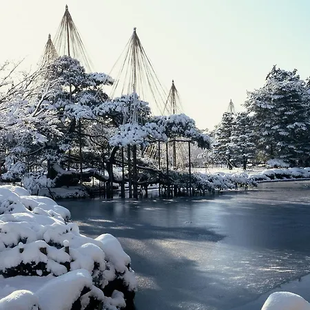 Uan Kanazawa-2