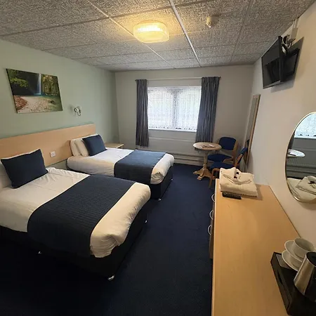 Sandown Park Lodge-3