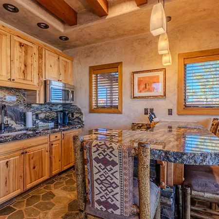 Cougar Ridge Resort-2