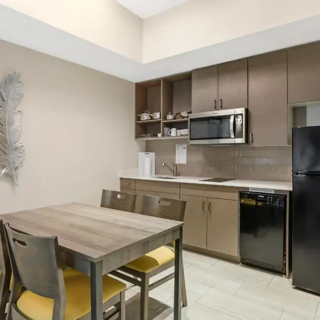 Best Western Plus Executive Residency Phoenix North Happy Valley-3