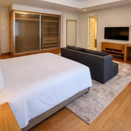 Cormar Suites-3
