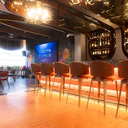 Hotel Golden Amulya Rest Wings Near International Airport-3